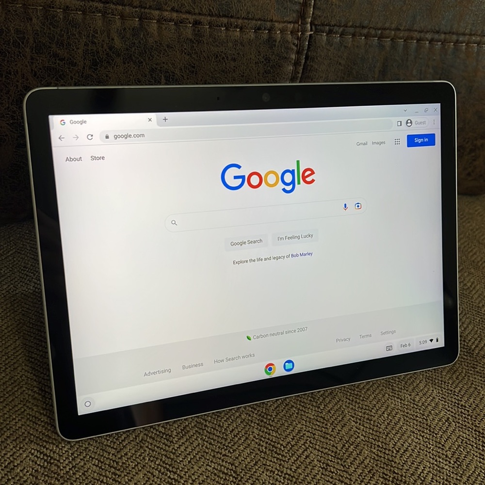 Microsoft Surface Go 2 tablet model 1926 64GB